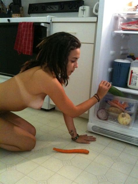 Mylovesamonster Kitchen Nude Cannibal Cupcake Aka Alyssa Rosales Preparing A Cucumber Tumblr Porn