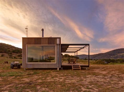 Australia's First Flat-Pack, Off-Grid Tiny Home