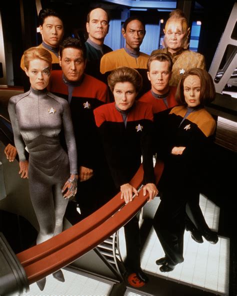Star Trek Raumschiff Voyager S06e21 Lebe Flott Und In Frieden Live