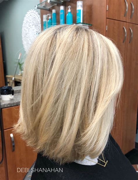 Shoulder Length Layered Blonde Hairstyles
