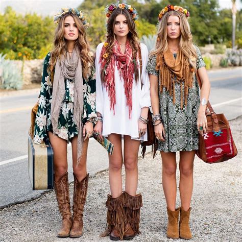 Coachella Roadtrip Fashion Lookbook With Images Boho Outfits Woodstock Fashion Boho Chic