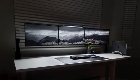 Would You Run A Triple Monitor Setup Minimal Desk Setups