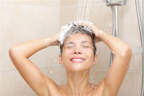 Beneficios De Bañarse Con Agua Fría