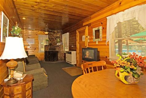 Book golden bear cottages resort, big bear region on tripadvisor: Golden Bear Cottages Big Bear