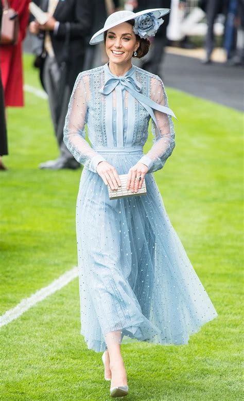 The Best Outfits From The Royal Ascot Who What Wear Uk