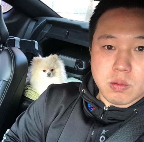 / 자신에게 유도를 배우던 제자를 성폭행한 혐의로 재판에 넘겨진 전 유도 국가대표, 올림픽 은메달리스트인 왕기춘(32)씨가 법원으로부터 징역 6년형을 선고받았다. 왕기춘, 새해 인사 전하는 최근 근황 모습 "모두 즐거운 명절 ...