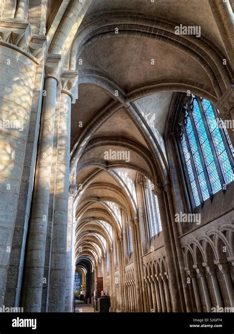 Peterborough Cathedral Interior Uk Stock Photo Alamy