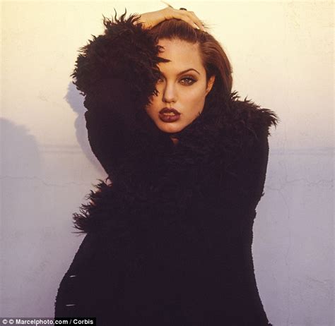 Angelina Jolies Long Lost Photoshoot Taken When She Was A 20 Year Old