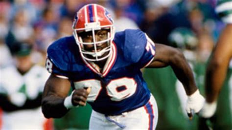 Hall Of Famer Bruce Smith Tells Parents To Watch Helmets Closely