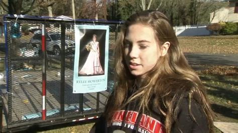 Vineland Girl Rylee Howerton Wins Pageants Plays Football 6abc