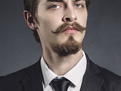 La Moustache Homme En Elle Vous Ira Au Poil