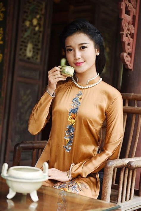 Vietnamese Clothing Vietnamese Dress Vietnamese Traditional Dress Traditional Dresses
