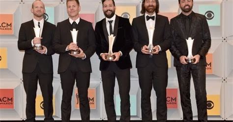 country routes news old dominion returns to 52nd academy of country music awards with