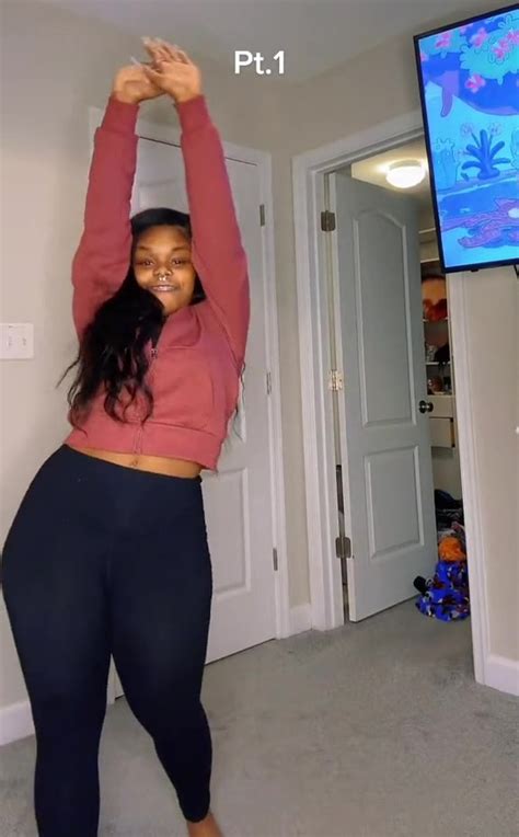 teen mom kiaya elliott shows off her weight loss in skintight leggings and big chest tattoo for