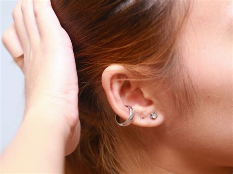 How To Wear An Ear Cuff 15 Steps With Pictures Wikihow