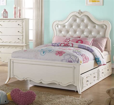 Elaine Kids Traditional 4 Pc Pearl White Upholstered Twin Bed Set W
