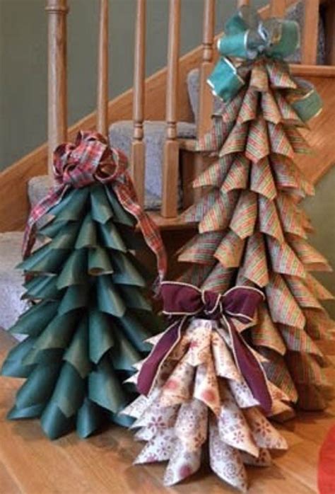 19 Clever Ways To Use Leftover Wrapping Paper Christmas Crafts Diy