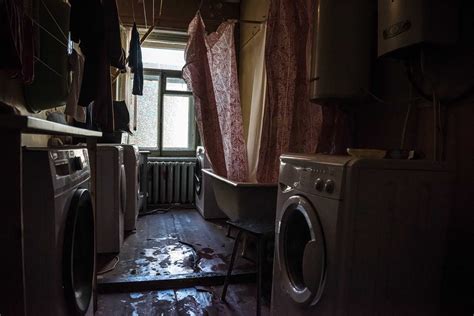 Too Close For Comfort And The Virus In Russia S Communal Apartments