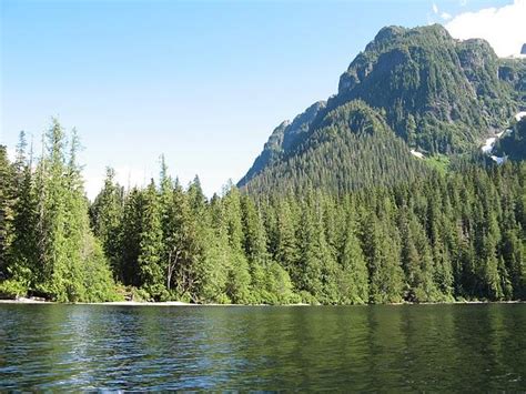 Schoen Lake Provincial Park