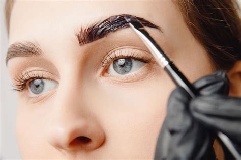 What Are Henna Eyebrows Tint And Dye Itselixir Its Elixir