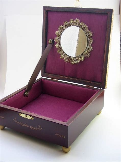 This will follow the romance as/if it progresses through the show. 25+ Awesome DIY Jewelry Box Plans for Men's and Girls