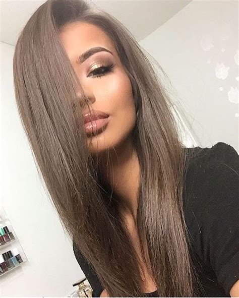 If you have morena skin and you want to dye your hair, here's a suggestion for you: 81 Stunning Ash Brown Hair Colors Ideas For You