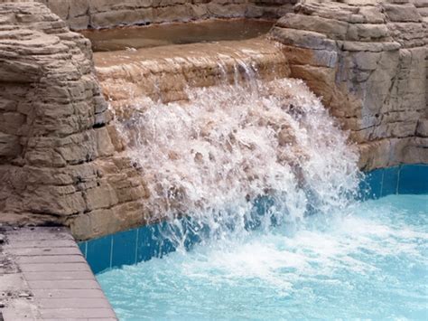 This video shows the long delay (30 seconds to 2 minutes) in alerting once the sensor is placed in water. The Bucket Test for Pool Leak Detection | Certified Leak ...