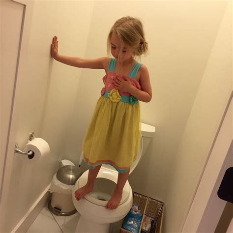 The Heartbreaking Reason Michigan Moms Photo Went Viral