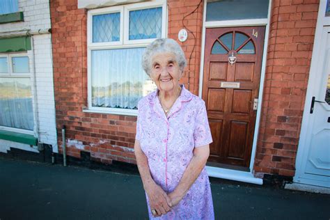 Great Grandmother Lives In The Same House Which She Was Born In 100