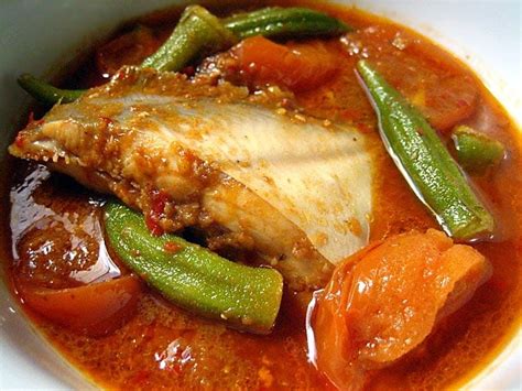 Ikan patin memiliki kandungan lemak tak jenuh yang tinggi, sehingga baik untuk kesehatan jantung. Assam Pedas Fish | Easy Delicious Recipes