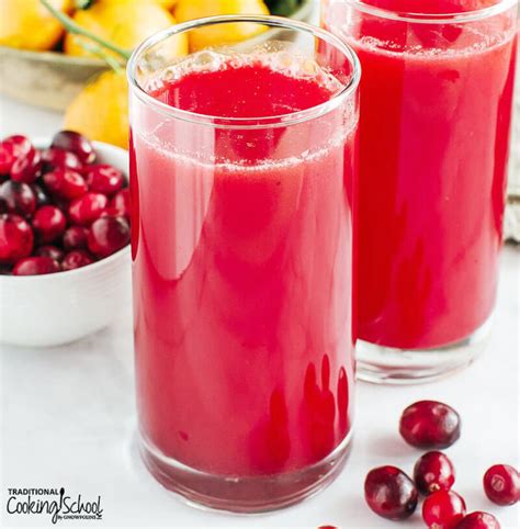 How To Make Cranberry Juice At Home Only 4 Ingredients