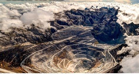 We did not find results for: Freeport cedes Grasberg mine to Indonesia in $3.9b deal