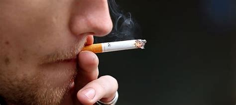 hawaii becomes the 1st state in the u s to raise the legal smoking age to 21 the source