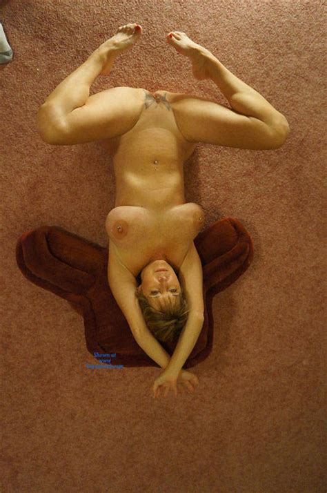Nude Wife On The Carpet April Voyeur Web