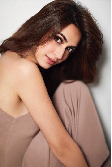 Pin By Waqar Abbas On Kriti Kharbanda Beauty Kriti Kharbanda Actresses