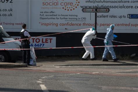 Greenford Tube Murder Man Killed During Brutal Fight Outside London