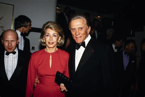 Anne Douglas Producer And Widow Of Kirk Douglas Dies At 102