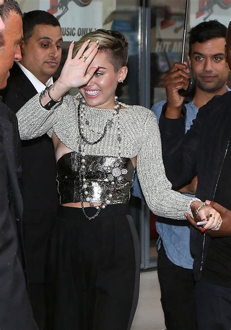 Miley Cyrus Wardrobe Malfunction Tumblr Telegraph