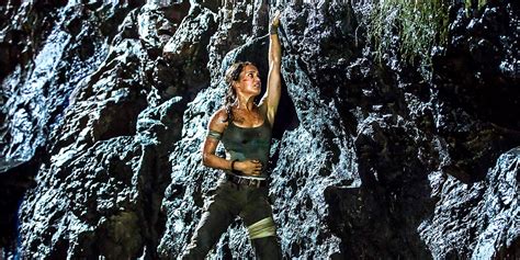Tomb Raider Debuts First Footage In Reboot Trailer Teaser