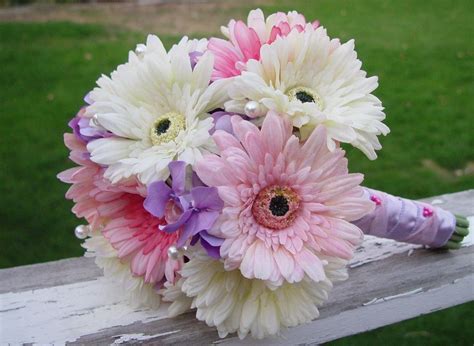 Daisy Bouquet Flowerdreamer Com Wedding Flowers Bridal Bouquets