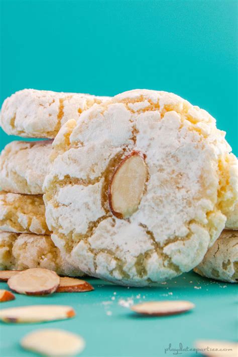 Soft And Chewy Almond Macaroons