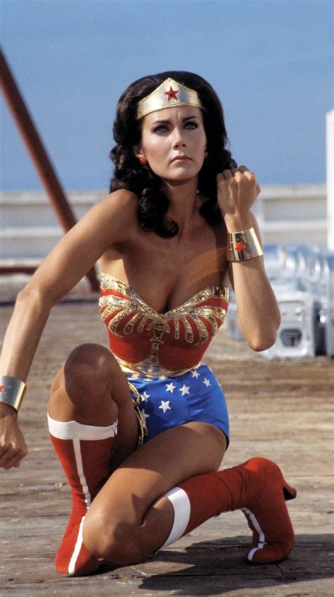 Lynda Carter Calls Out Wonder Woman Critic James Cameron