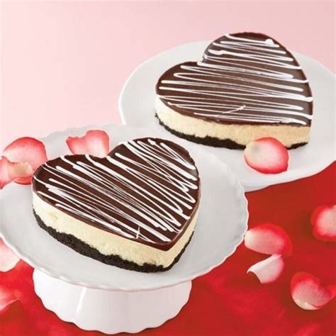 The Heart Cheesecakes Valentines Day Food Dessert Ts Valentines Day Cakes