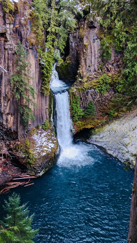 10 Amazing Waterfall Hikes In Oregon Waterfall Waterfall Hikes