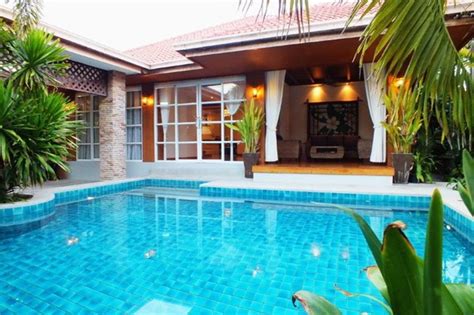 4 Bedroom Bungalow With Private Pool Homeaway Na Kluea