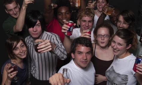 How To Survive Your First College Party