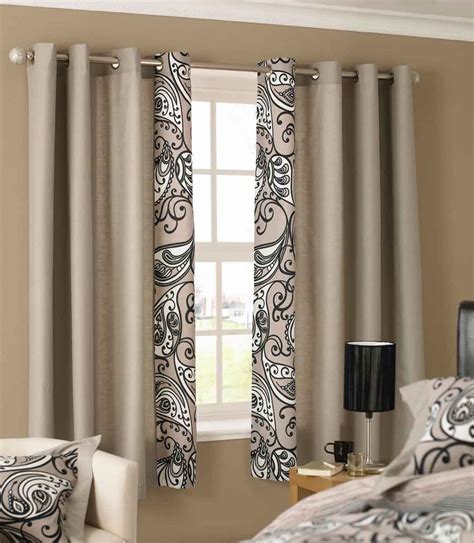 In this concept, it should not attract attention and become an accent, therefore we also adhere to neutral. Select Bedroom Window Curtains Nicely | atzine.com