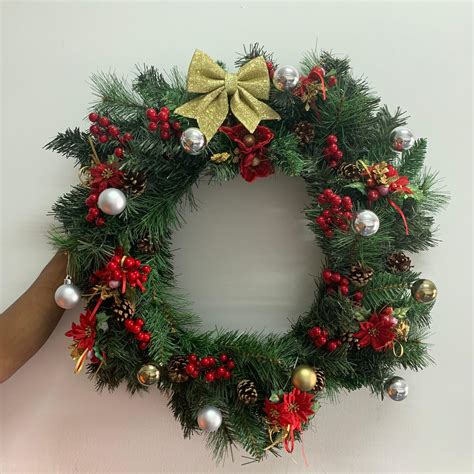 Take a look at some of the ways that people decorate christmas wreaths and their history and meaning: Wreath Value Bundle - Masons Home Decor