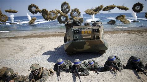 انطلاق تدريبات عسكرية مشتركة واسعة لكوريا الجنوبية والولايات المتحدة Rt Arabic