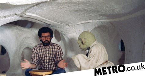 Rare Star Wars Set Pictures Show George Lucas Conversing With Yoda